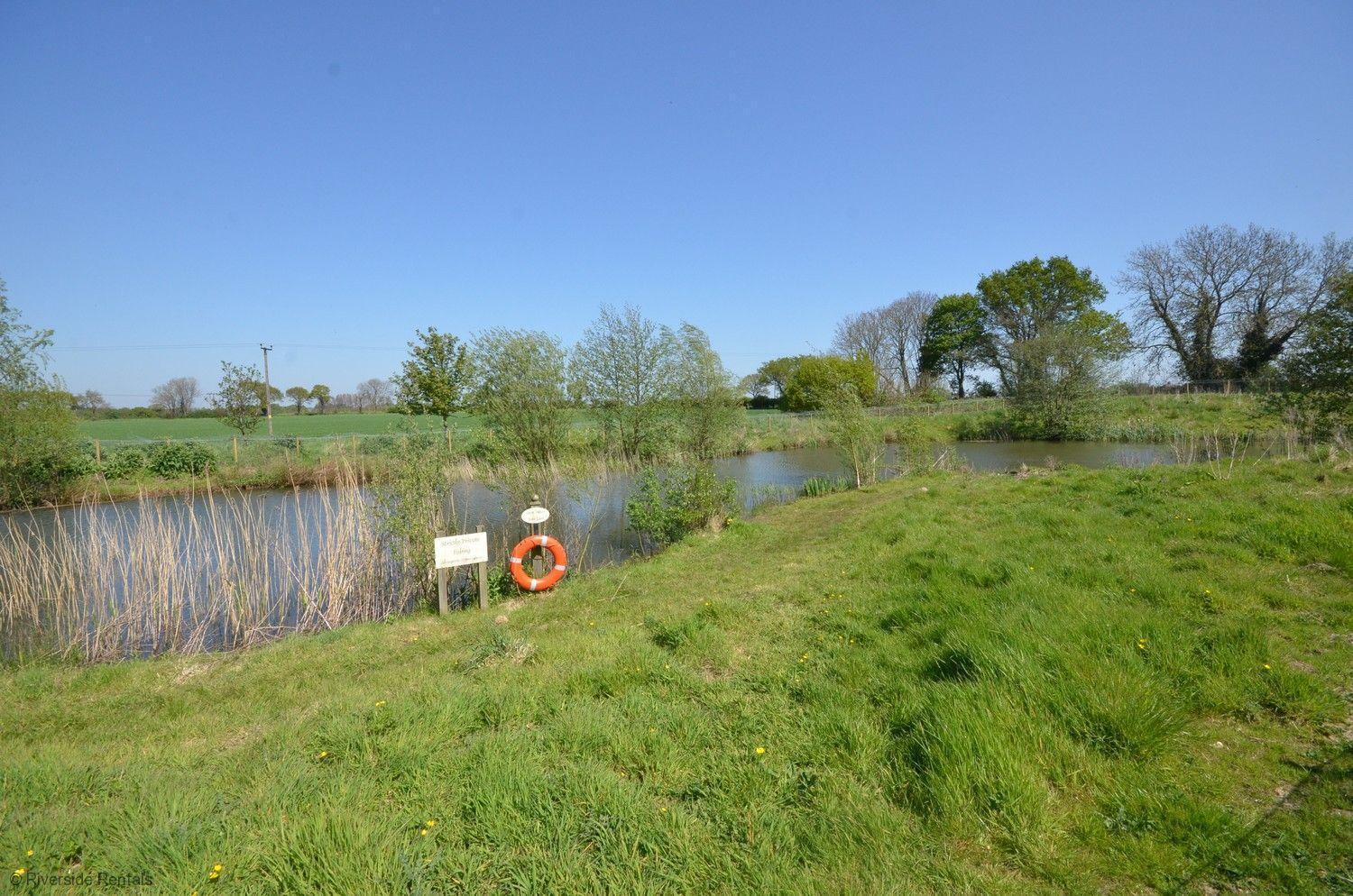 Fennel Cottage - How Hill - Private Fishing Lake For Complex Catfield Exterior photo